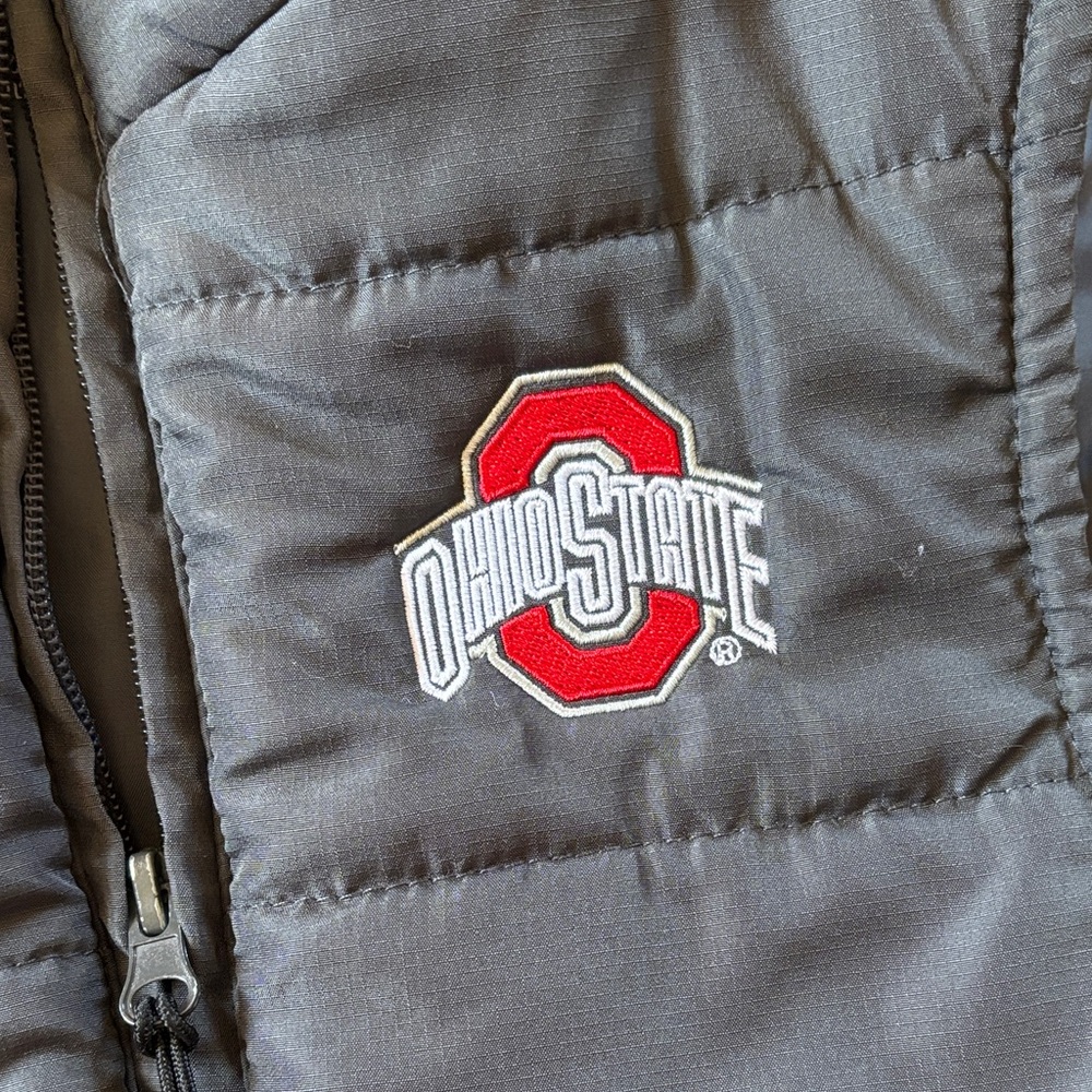 Ohio State Kids Puffer Vest - Picture 2 of 4
